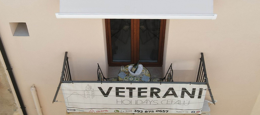 Veterani Holidays
